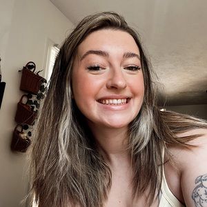 Meet your Posher, Kaitlyn